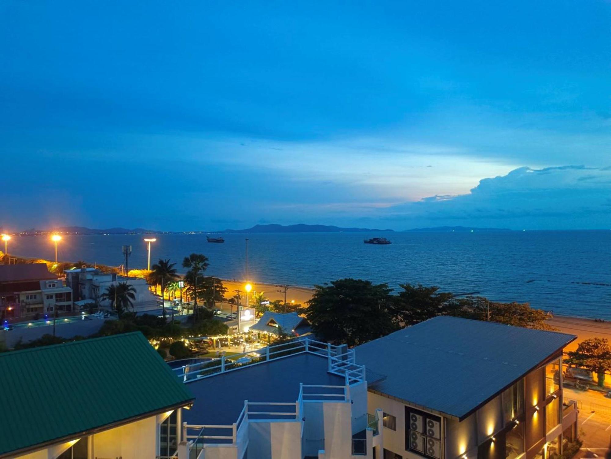 Hotel Dragon , Pattaya Pantai Jomtien